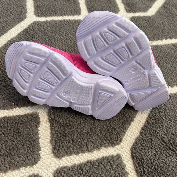 NWOT Toddler sneakers, size 5.5. AIRWALK - Picture 3 of 4
